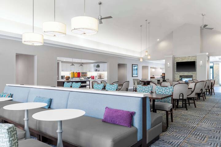 Homewood Suites by Hilton Detroit-Troy