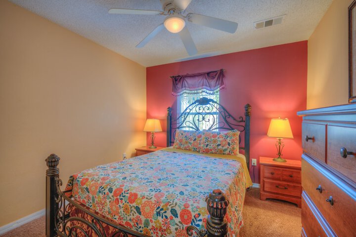 Room 16 of 27