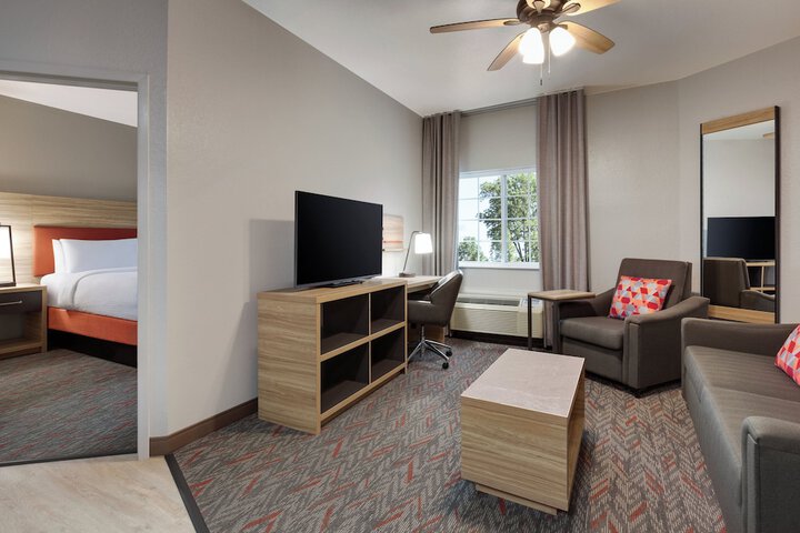 Room 16 of 35