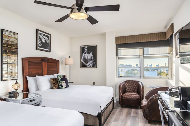 Room 78 of 176