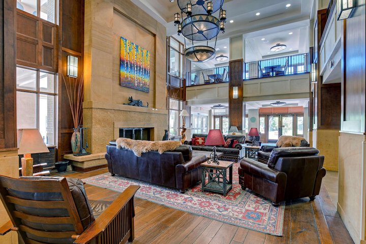 Hotel Interior 27 of 110