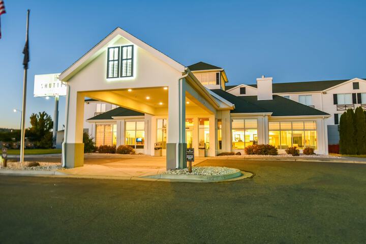 Shutters Hotel