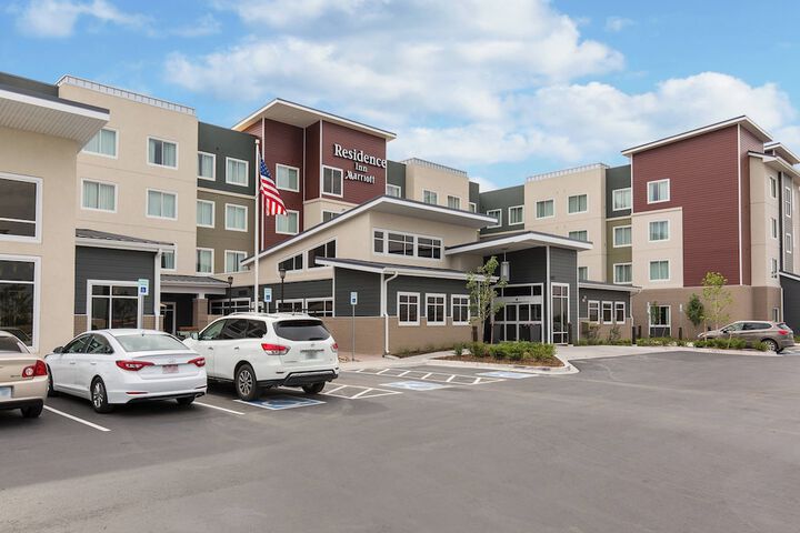Hotel 2 of 25