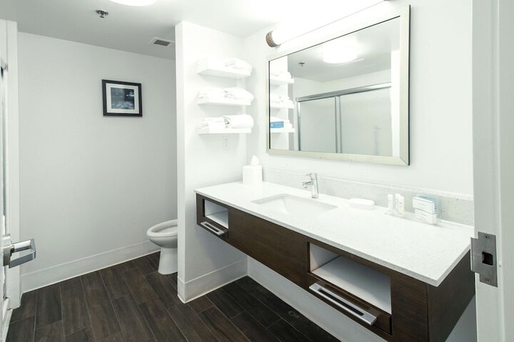 Room 15 of 41