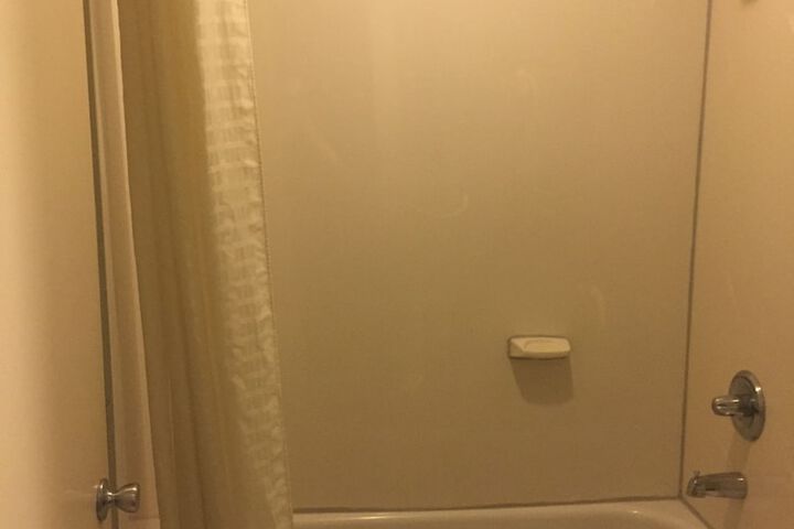 Room 14 of 35