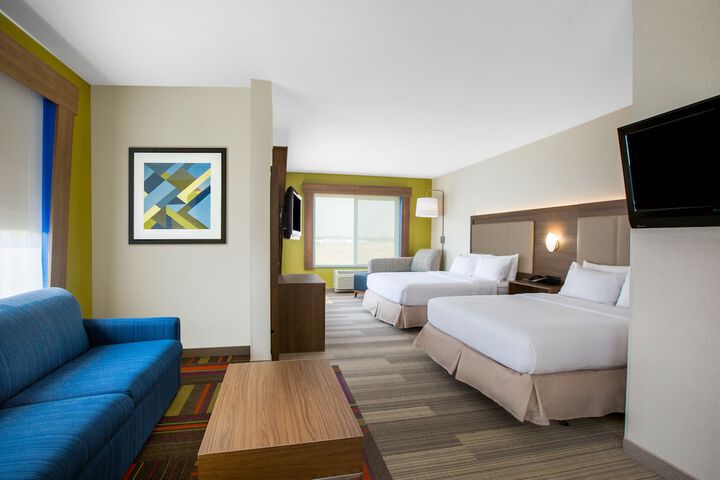 Holiday Inn Express & Suites Ontario by IHG