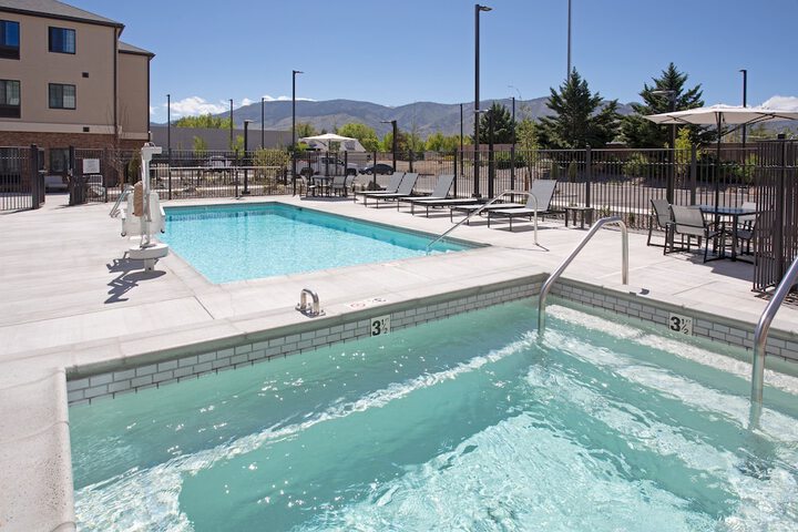 Pool 5 of 43