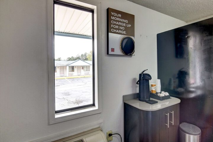 Motel 6 Union City GA - Atlanta Airport