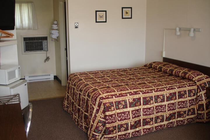 Room 23 of 30