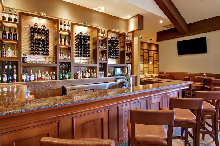 DoubleTree Fallsview Resort & Spa by Hilton Niagara Falls