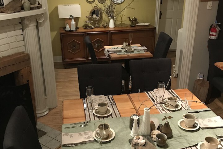 Dining 106 of 164