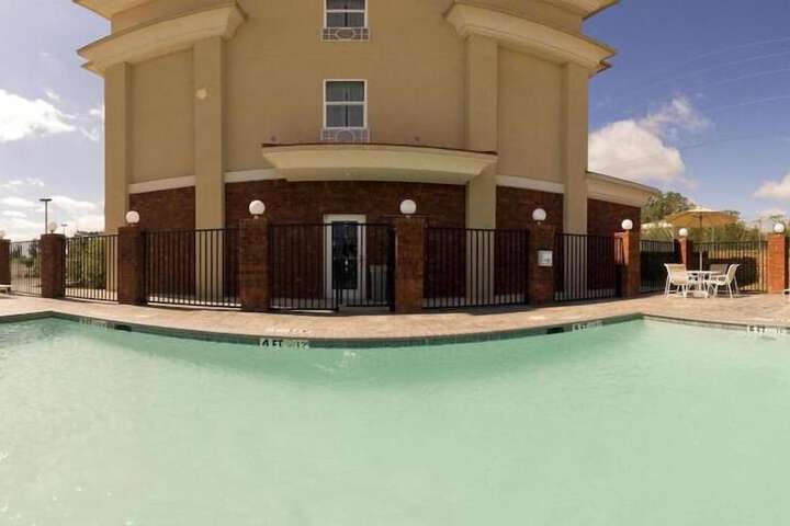 Holiday Inn Express McComb by IHG
