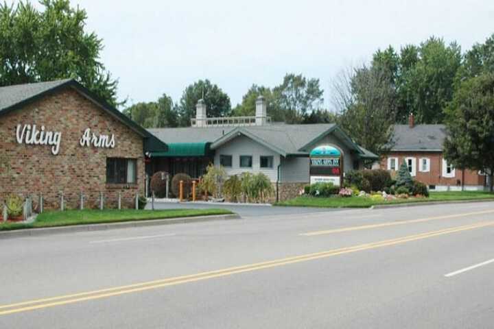 Hotel 4 of 50