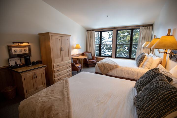 Sun Mountain Lodge