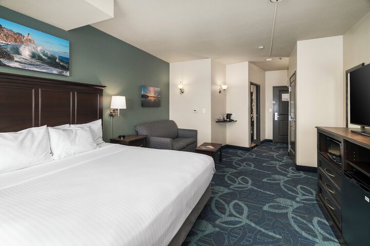 Room 32 of 118