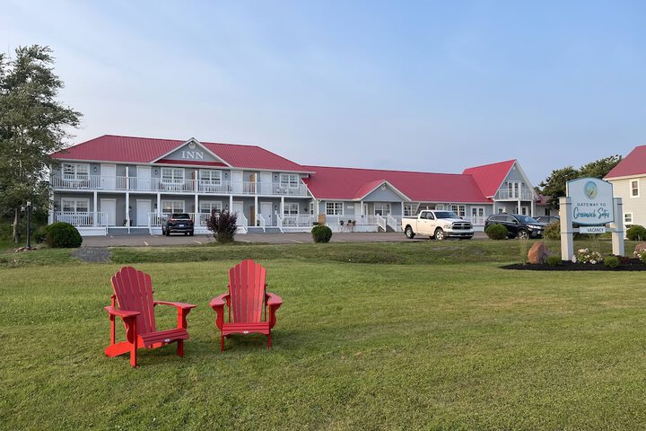 Hotel 4 of 144