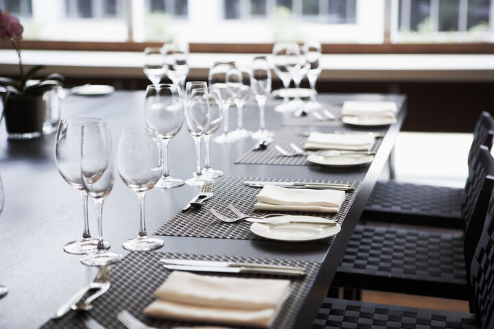 Dining 55 of 70
