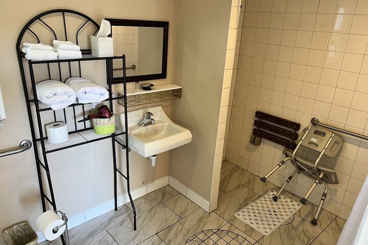 Room 12 of 51