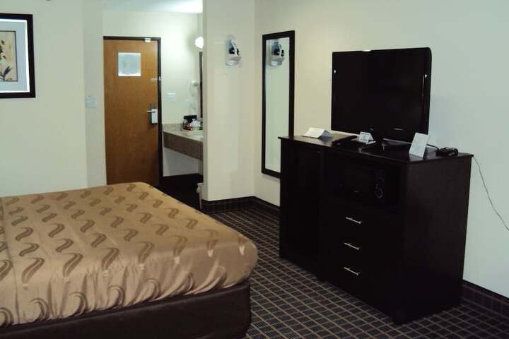 Room 22 of 60