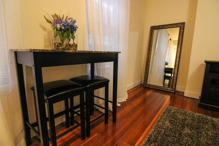 Stylish 1BR in Malden #3