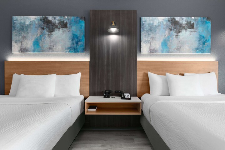 Room 22 of 30