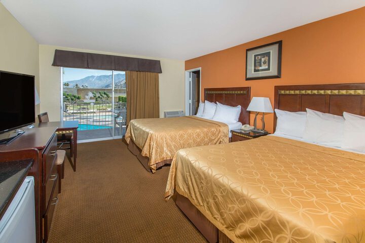 Room 21 of 44