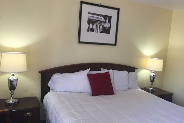 Room 12 of 24