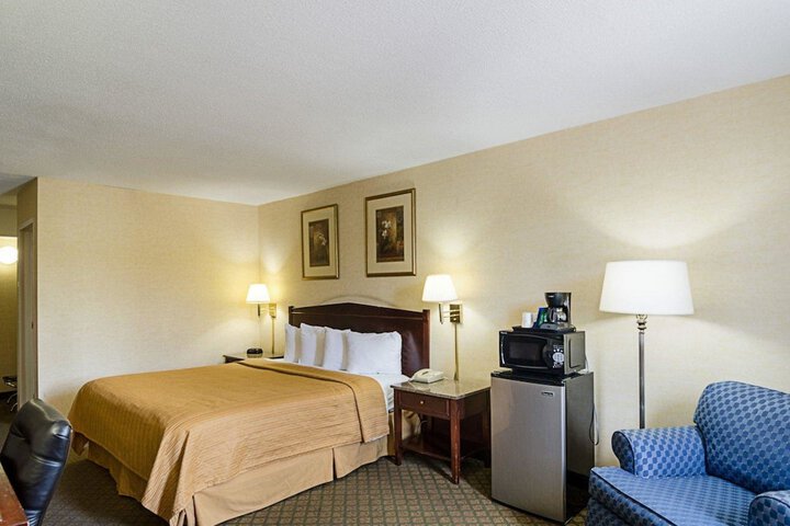 Room 12 of 20