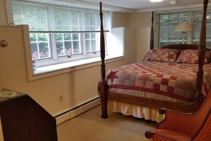 Room 37 of 43
