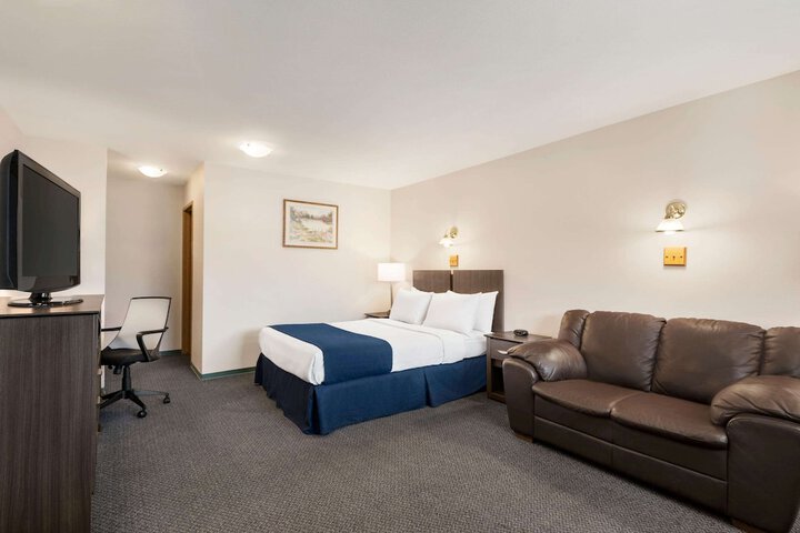 Room 42 of 58
