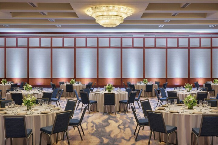 The Westin Kansas City at Crown Center
