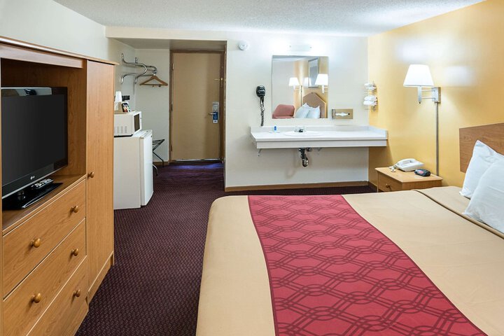 Room 18 of 44