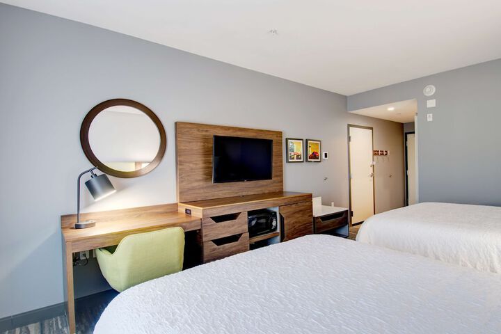 Room 49 of 93