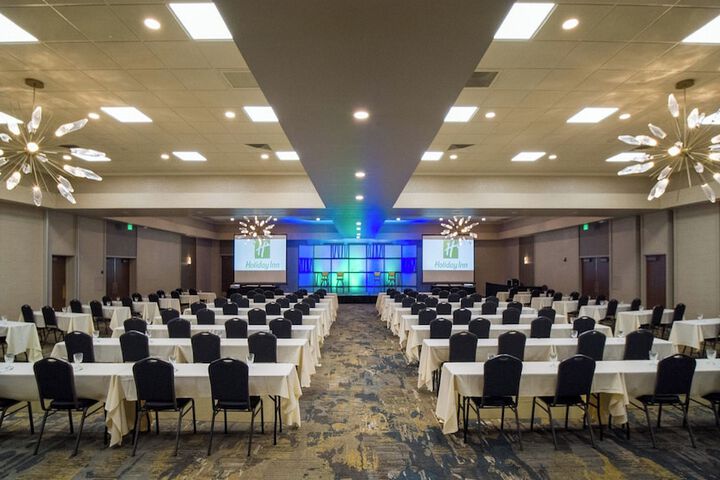 Holiday Inn Cleveland-S Independence by IHG