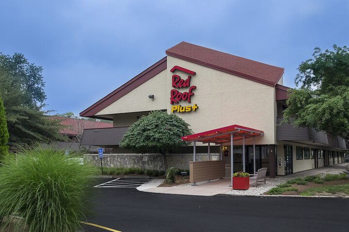 Hotel 4 of 35