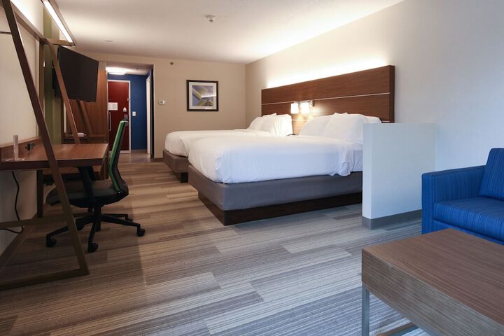 Room 15 of 34