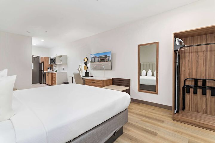Room 21 of 54