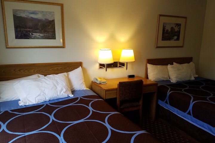 Room 21 of 26