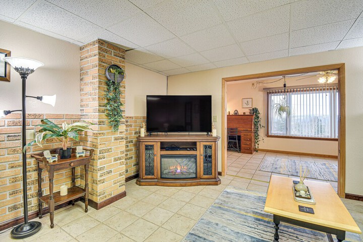 Montour Falls Apartment 3 Mi to Seneca Lake!