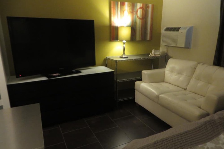 Room 38 of 58