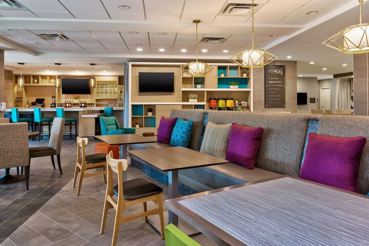 Hotel Interior 9 of 31