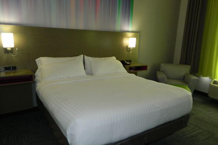Holiday Inn Express & Suites Shippensburg by IHG