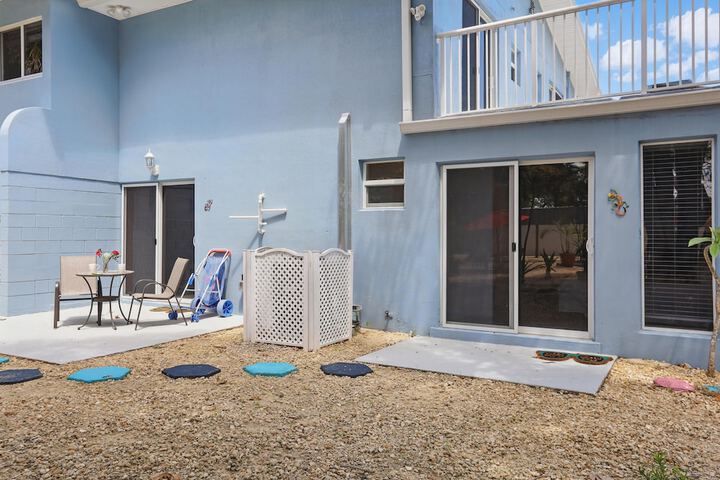 Coco Sands Villas