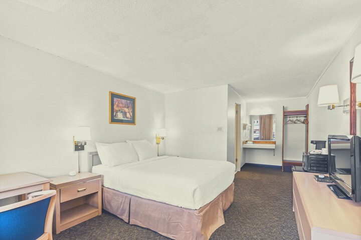 Room 49 of 59