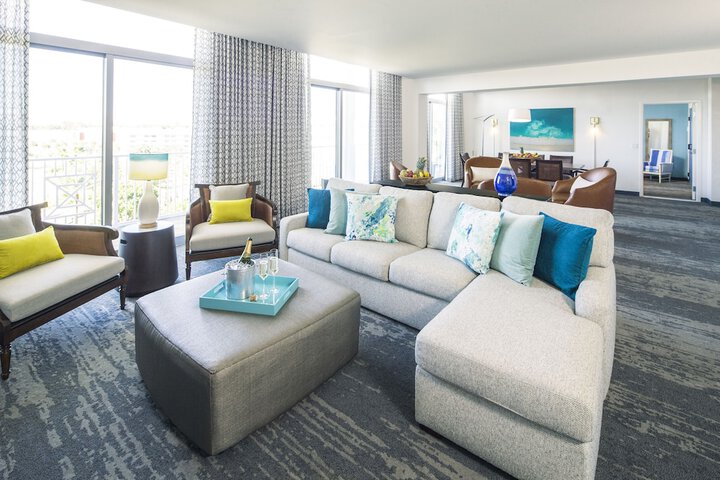 Universals Loews Sapphire Falls Resort