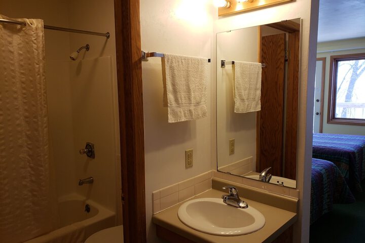 Room 84 of 102