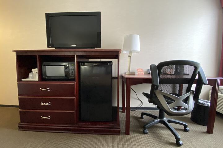 Room 50 of 82