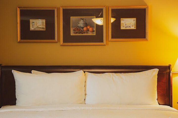 Grant Hall Hotel