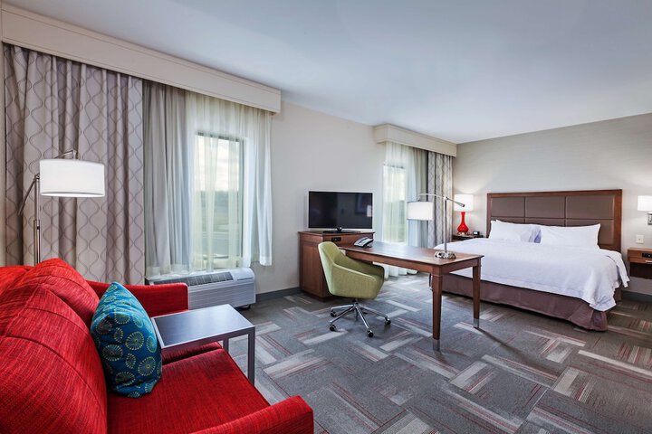 Room 34 of 47