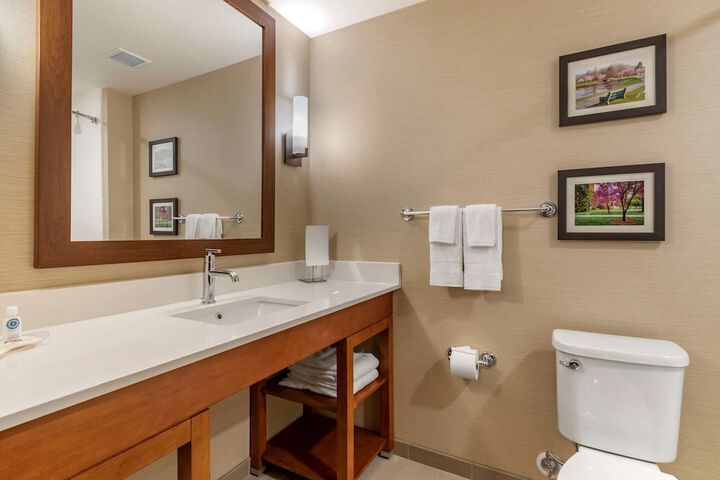 Room 21 of 27